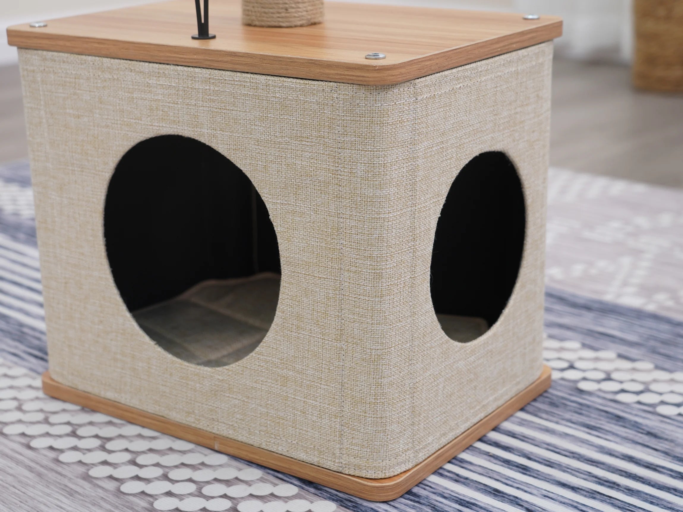 3-Level 30" Minimalist Cat Tree with Large Condo and Perch, 3 Toys, Beige